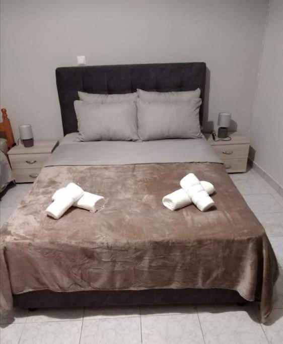 Vion Place Pilos Bagian luar foto